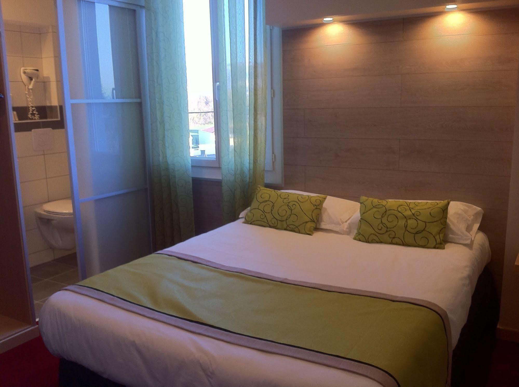 Eliotel Peschadoires Exterior photo